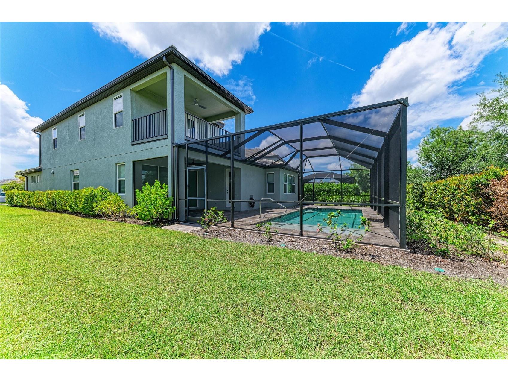4745 Antrim Drive Sarasota FL 34240 A4693247 image70