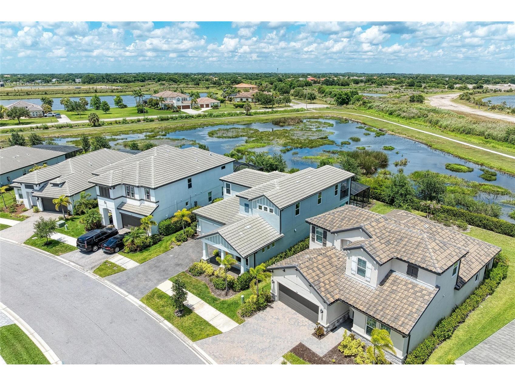 4745 Antrim Drive Sarasota FL 34240 A4699483 image8