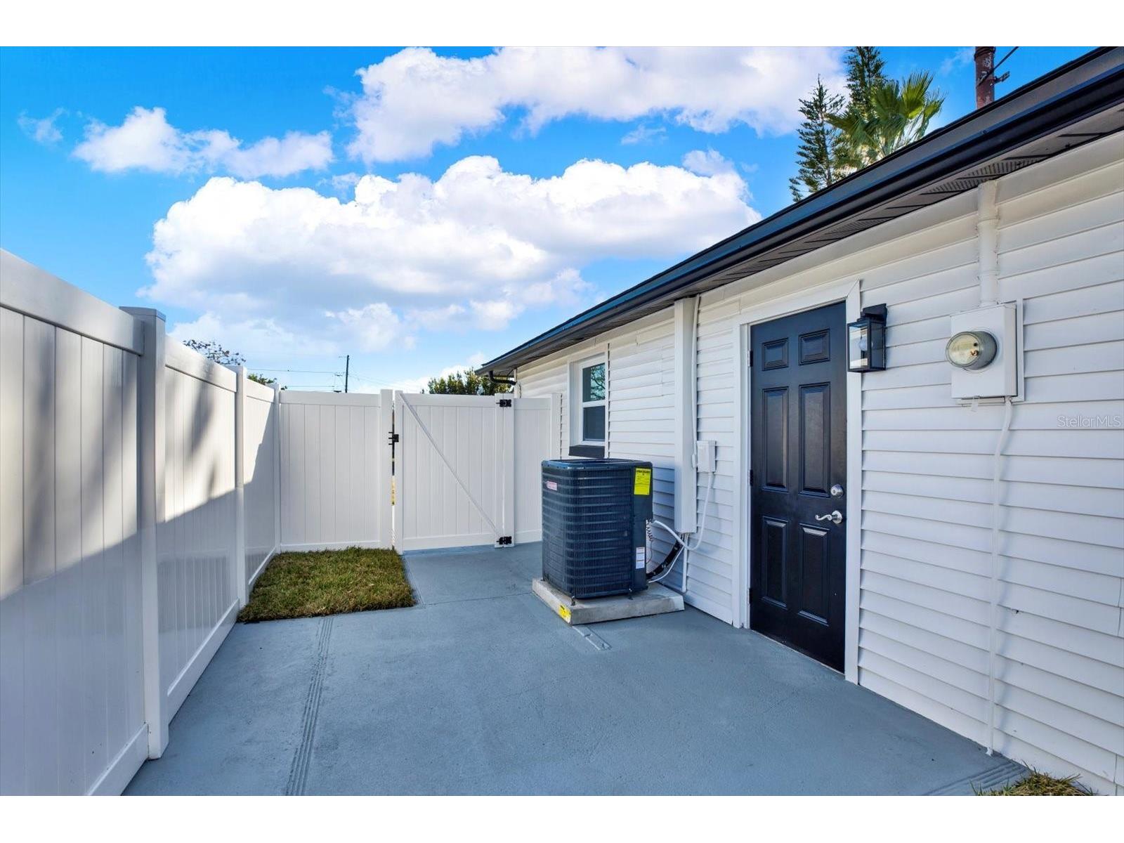4745 Guardian Avenue Holiday FL 34690 TB8469820 image30