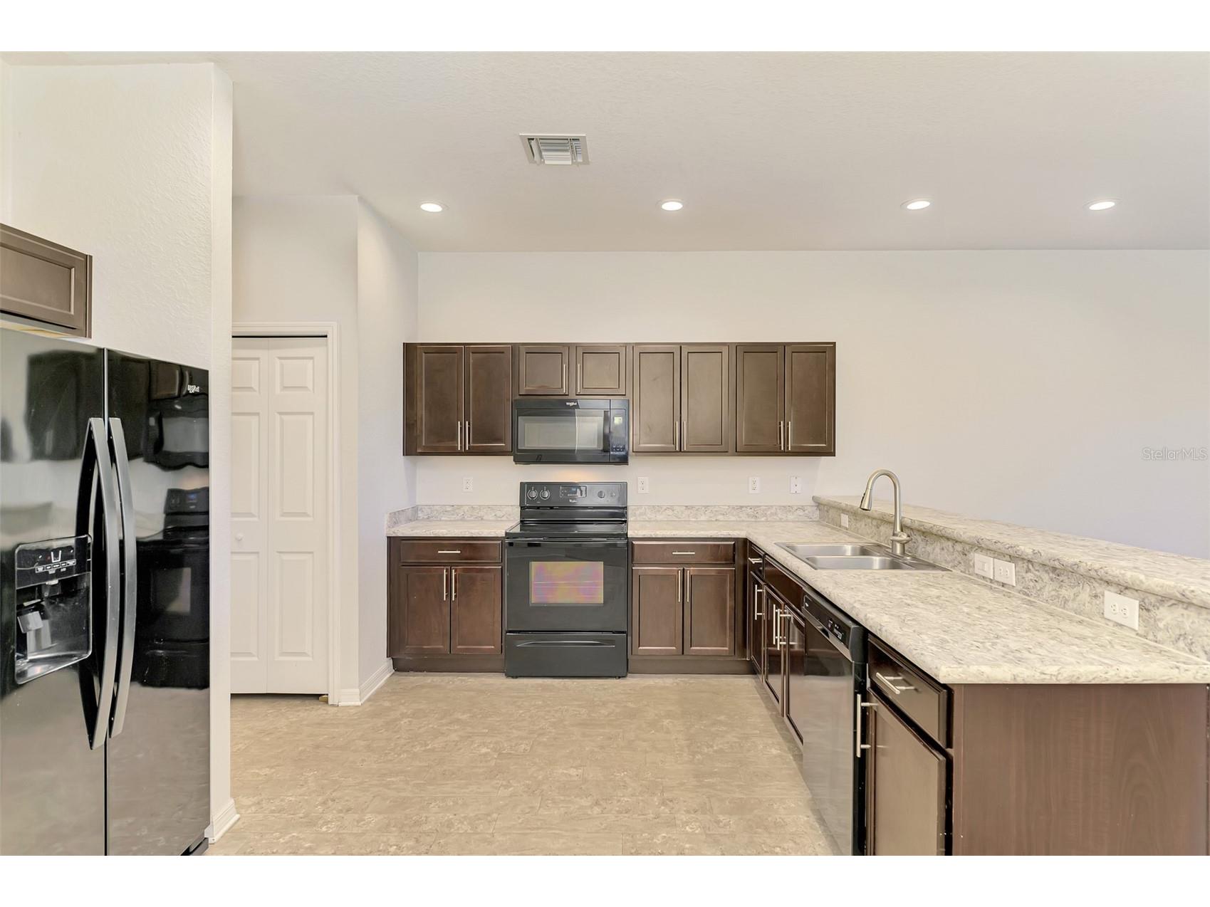 4745 Vignette Way Sarasota FL 34240 C7525022 image10