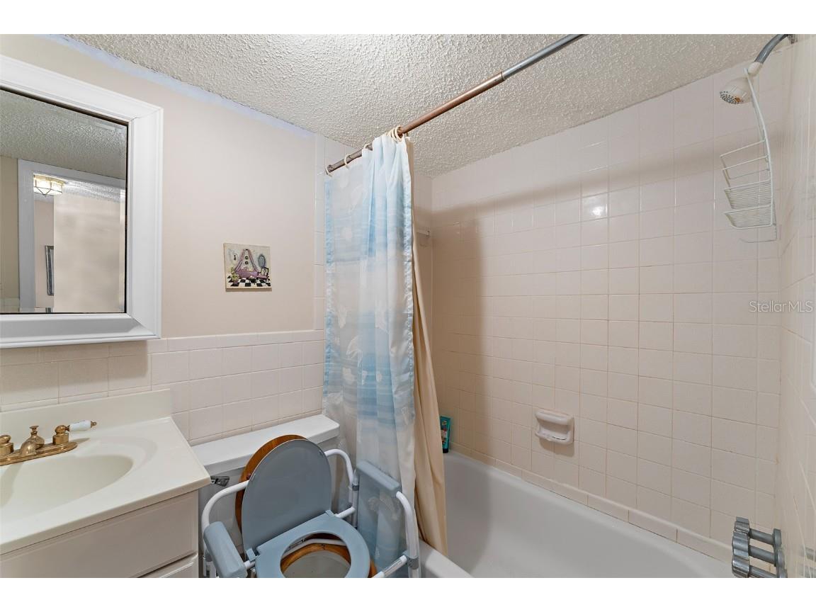 4746 Azalea Drive #105C New Port Richey FL 34652 TB8341097 image23