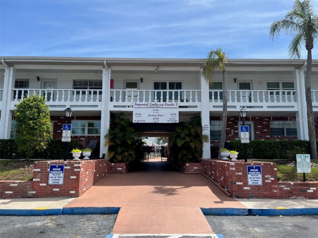 4746 Azalea Drive #110 New Port Richey FL 34652 T3437315 image1