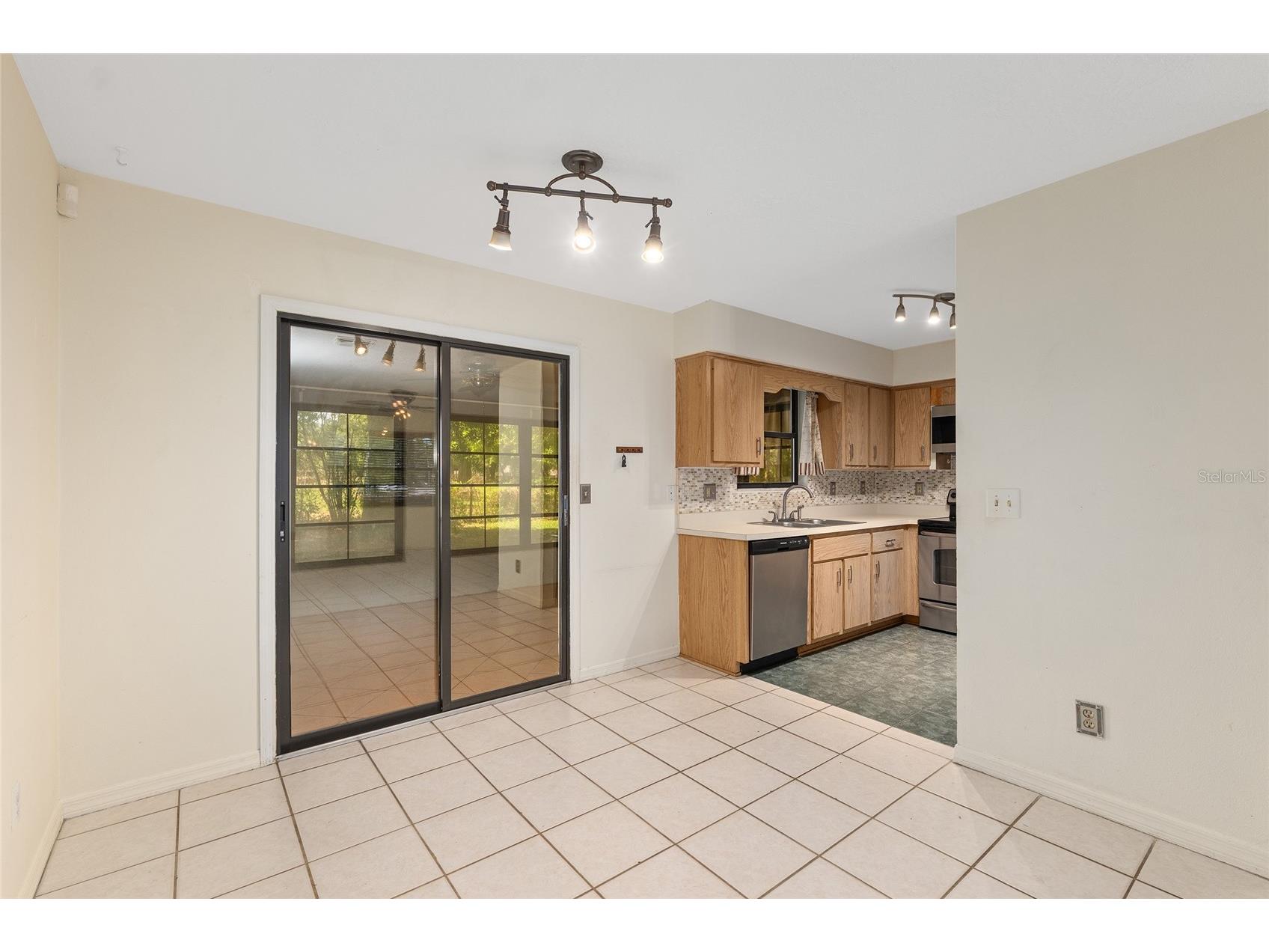 4746 NE 27th Court Ocala FL 34479 OM721843 image15