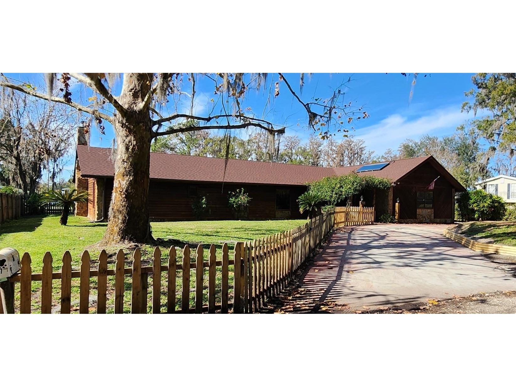 4747 Tamney Lane Land O Lakes FL 34639 - King Lake TB8336849 image1