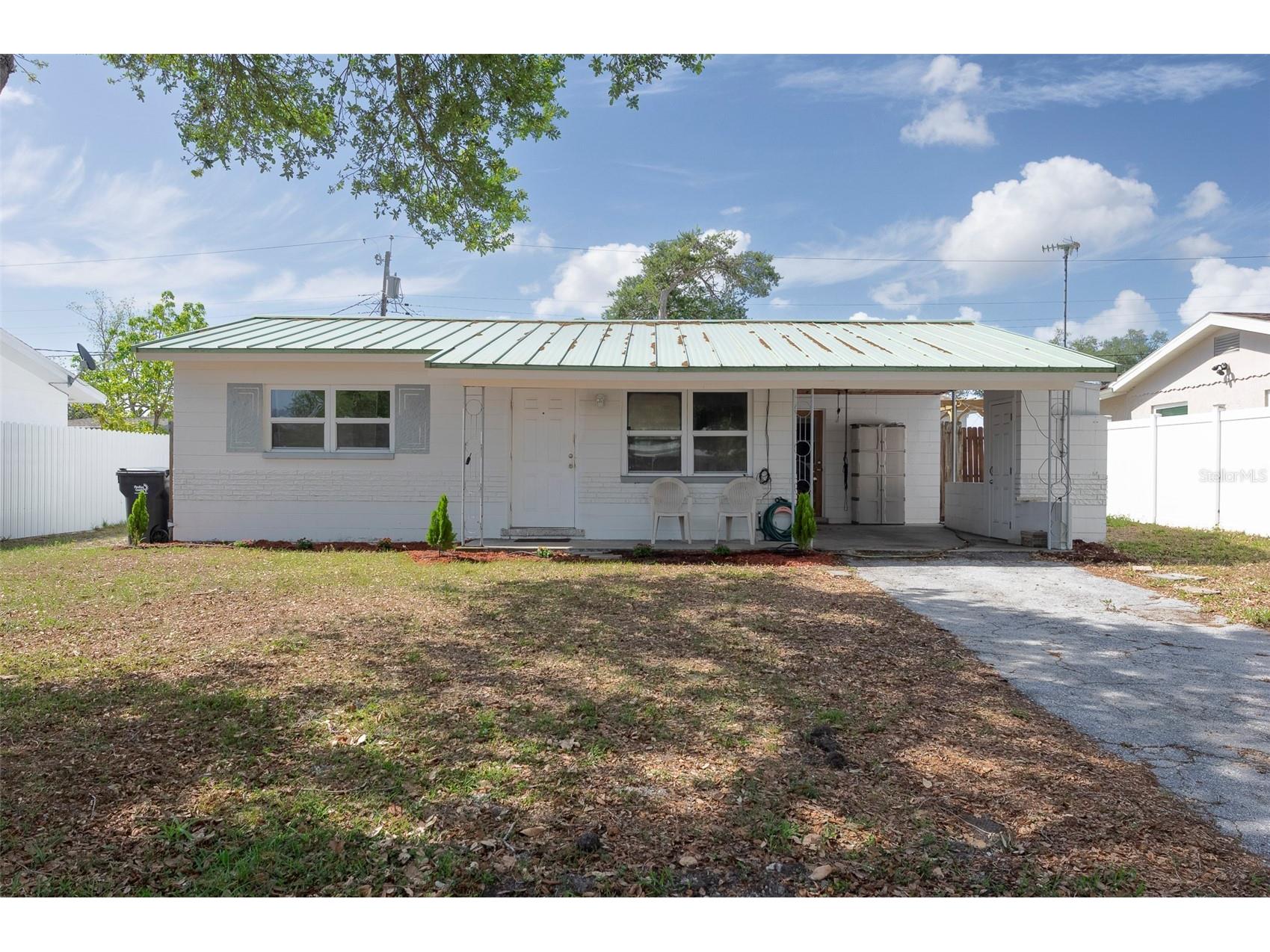 4748 49th Avenue N Saint Petersburg FL 33714 TB8492817 image1