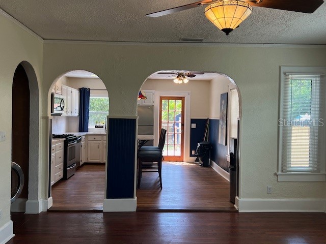 4748 7th Avenue N Saint Petersburg FL 33713 TB8525556 image8