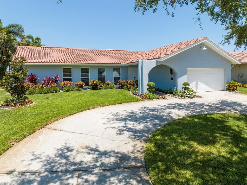 4749 Lansing Street NE Saint Petersburg FL 33703 - TAMPA BAY U8204774 image1