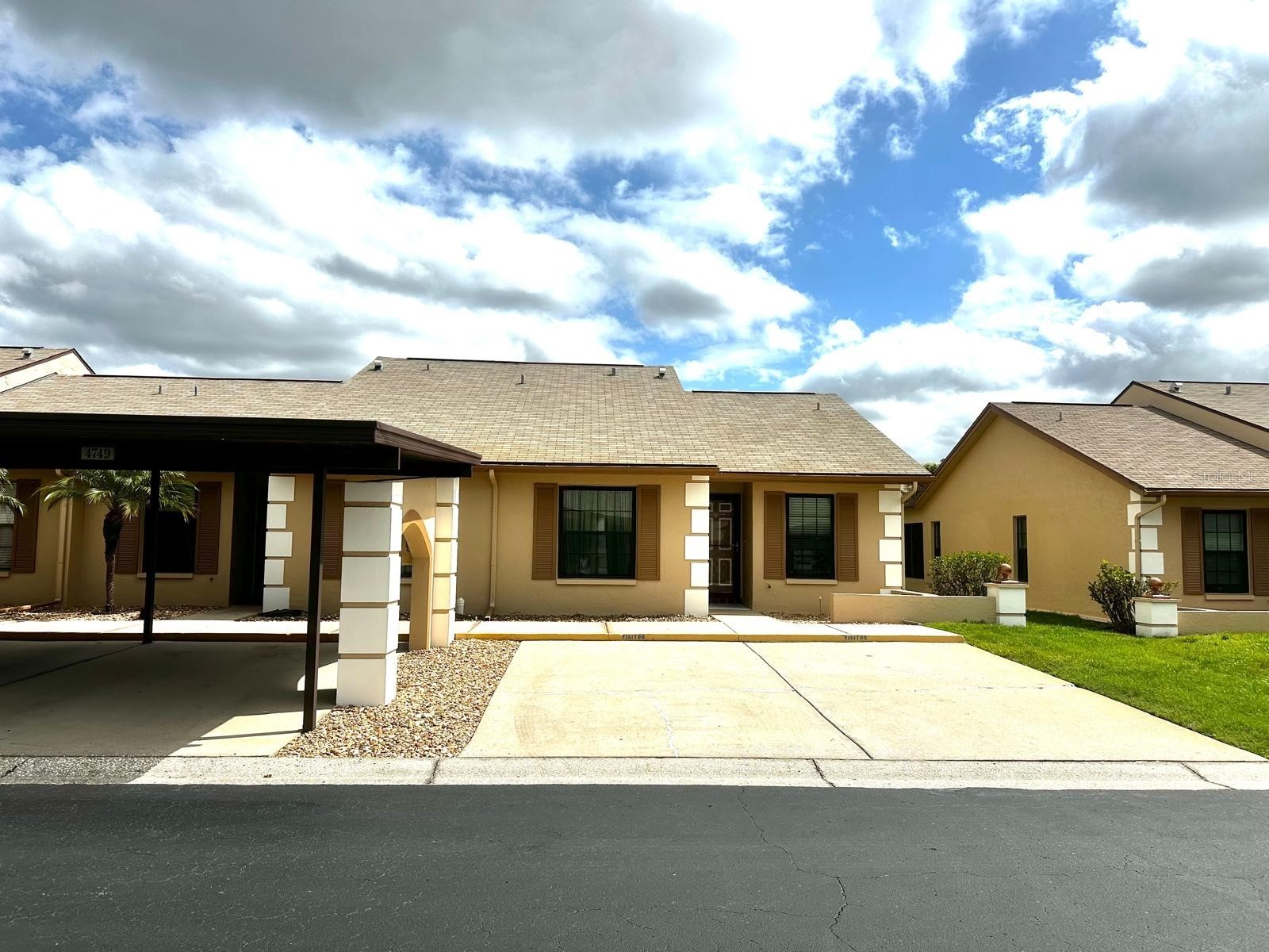 4749 Sunny Loop #4749 Holiday FL 34690 TB8485672 image1