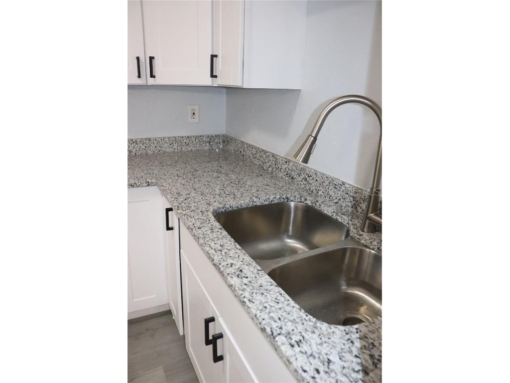 4749 Vargas Street Orlando FL 32811 O6363690 image14