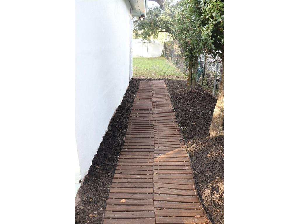 4749 Vargas Street Orlando FL 32811 O6363690 image34