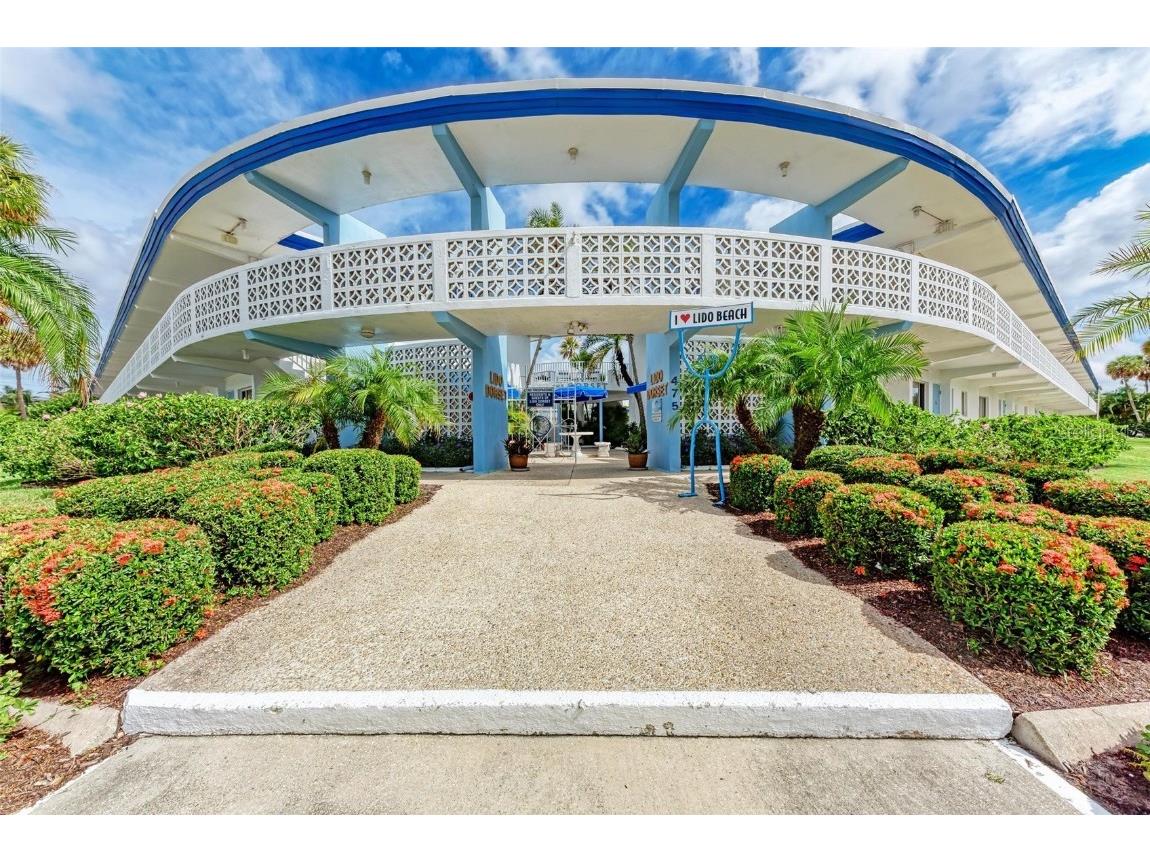 475 Benjamin Franklin Drive #107 Sarasota FL 34236 A4622562 image1