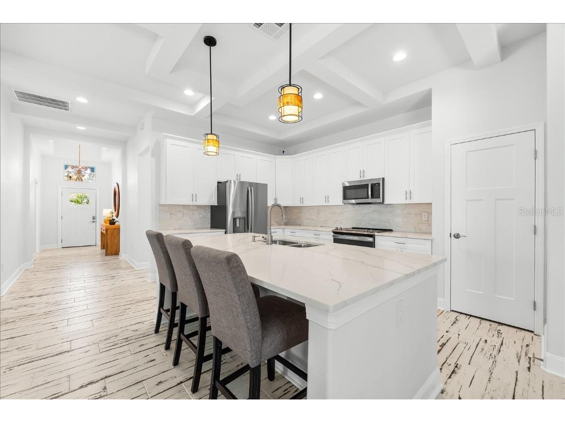 475 Crystal Beach Crystal Beach FL 34681 TB8384338 image12