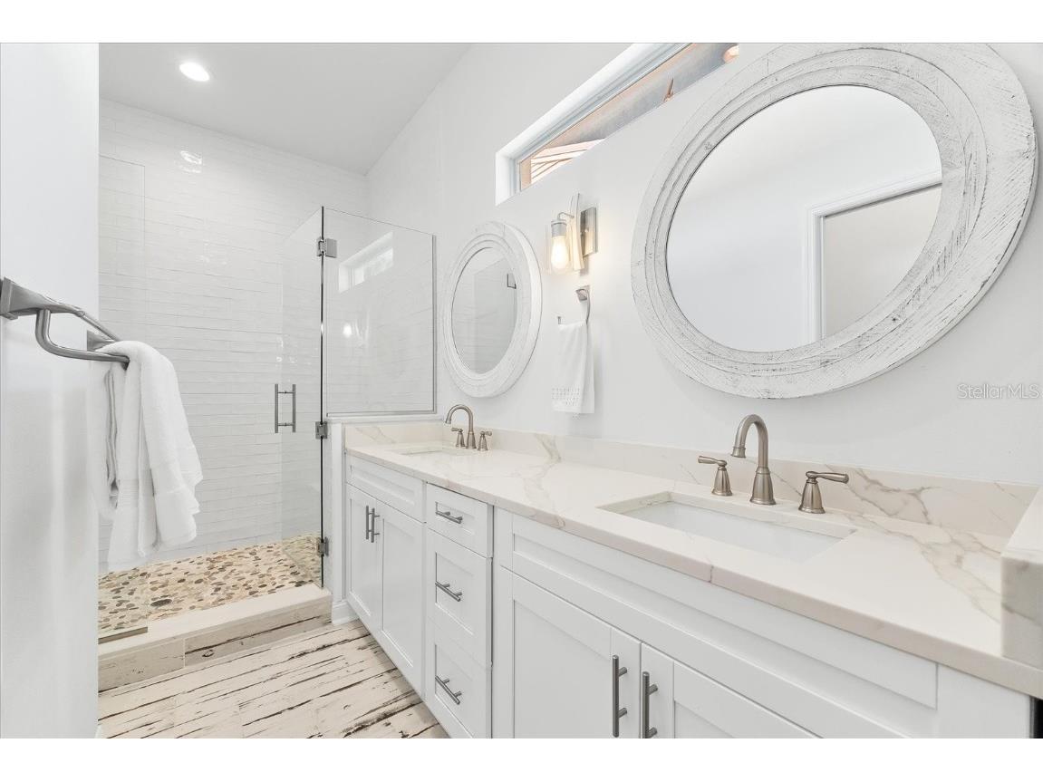 475 Crystal Beach Crystal Beach FL 34681 TB8384338 image25