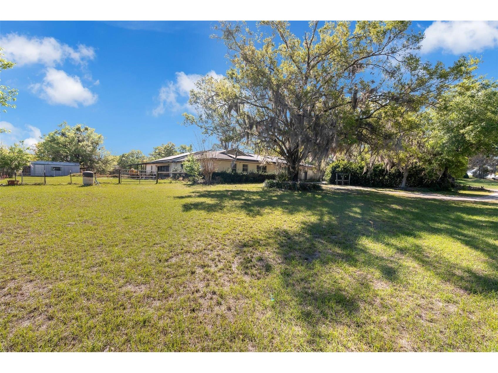 475 E New York Avenue Orange City FL 32763 V4948017 image27