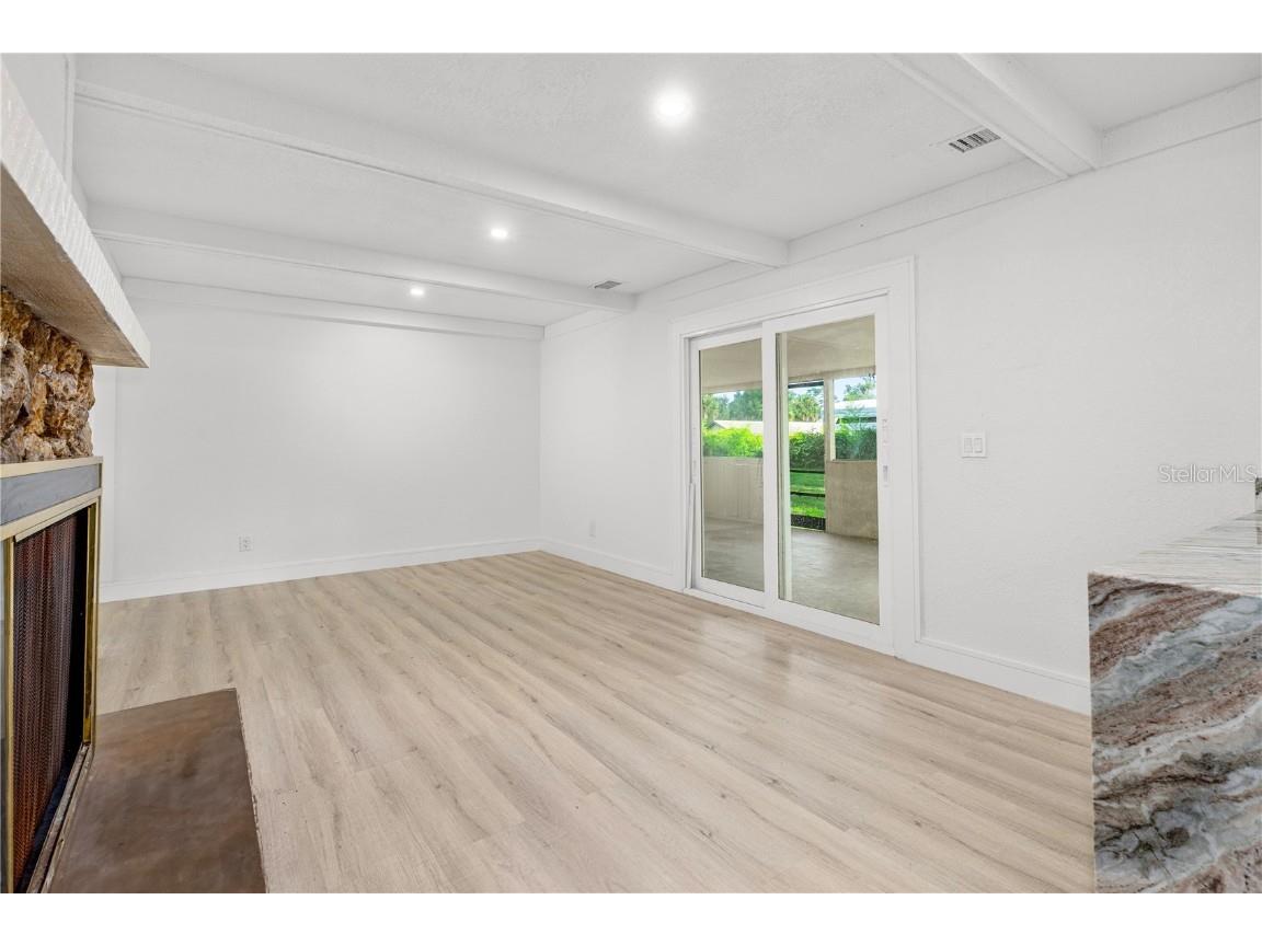 475 E Wisconsin Avenue Orange City FL 32763 FC311394 image14