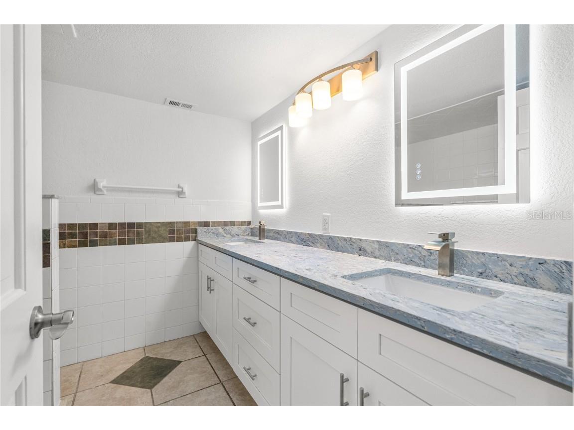 475 E Wisconsin Avenue Orange City FL 32763 FC311394 image26