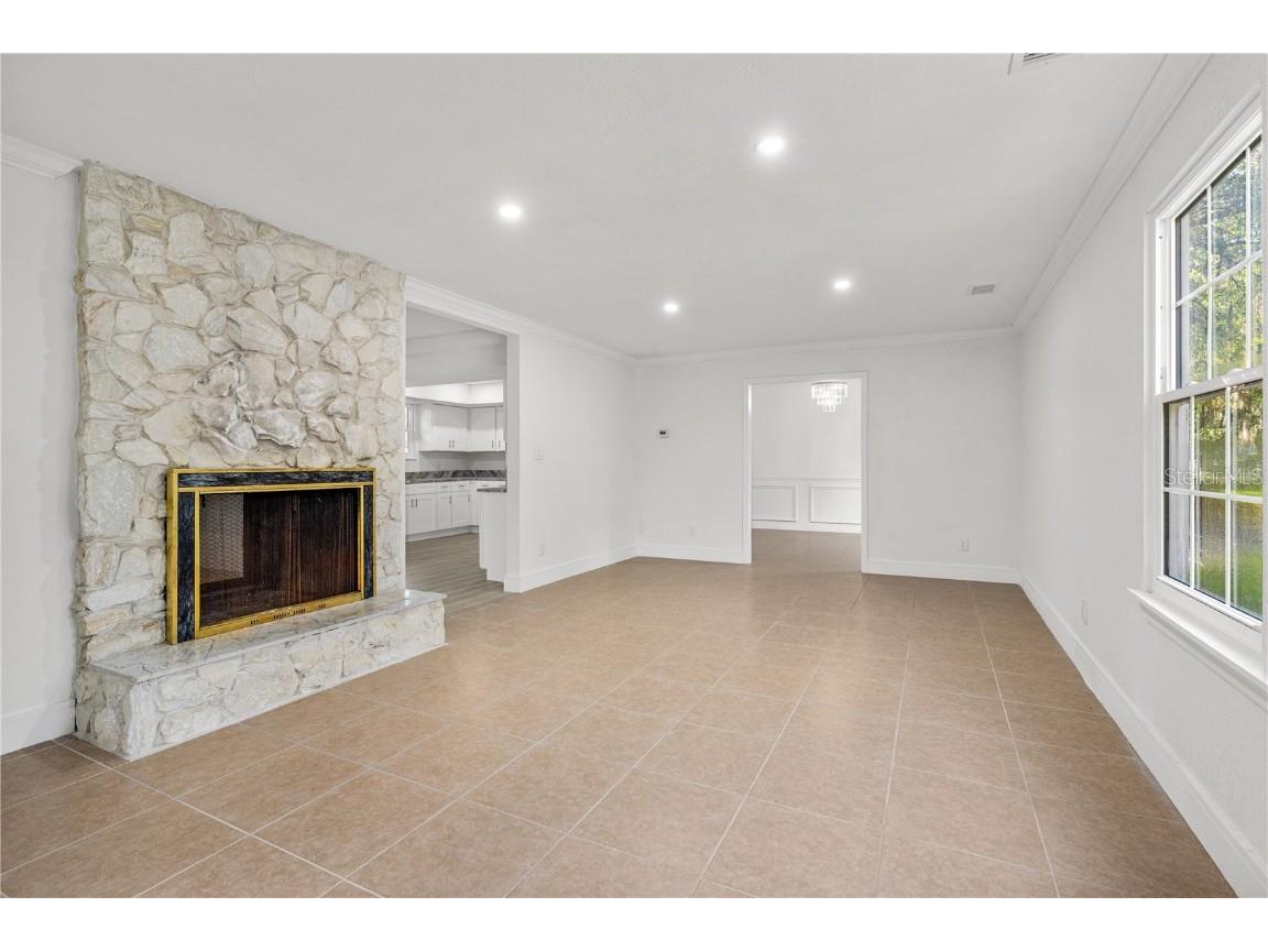 475 E Wisconsin Avenue Orange City FL 32763 FC311394 image6