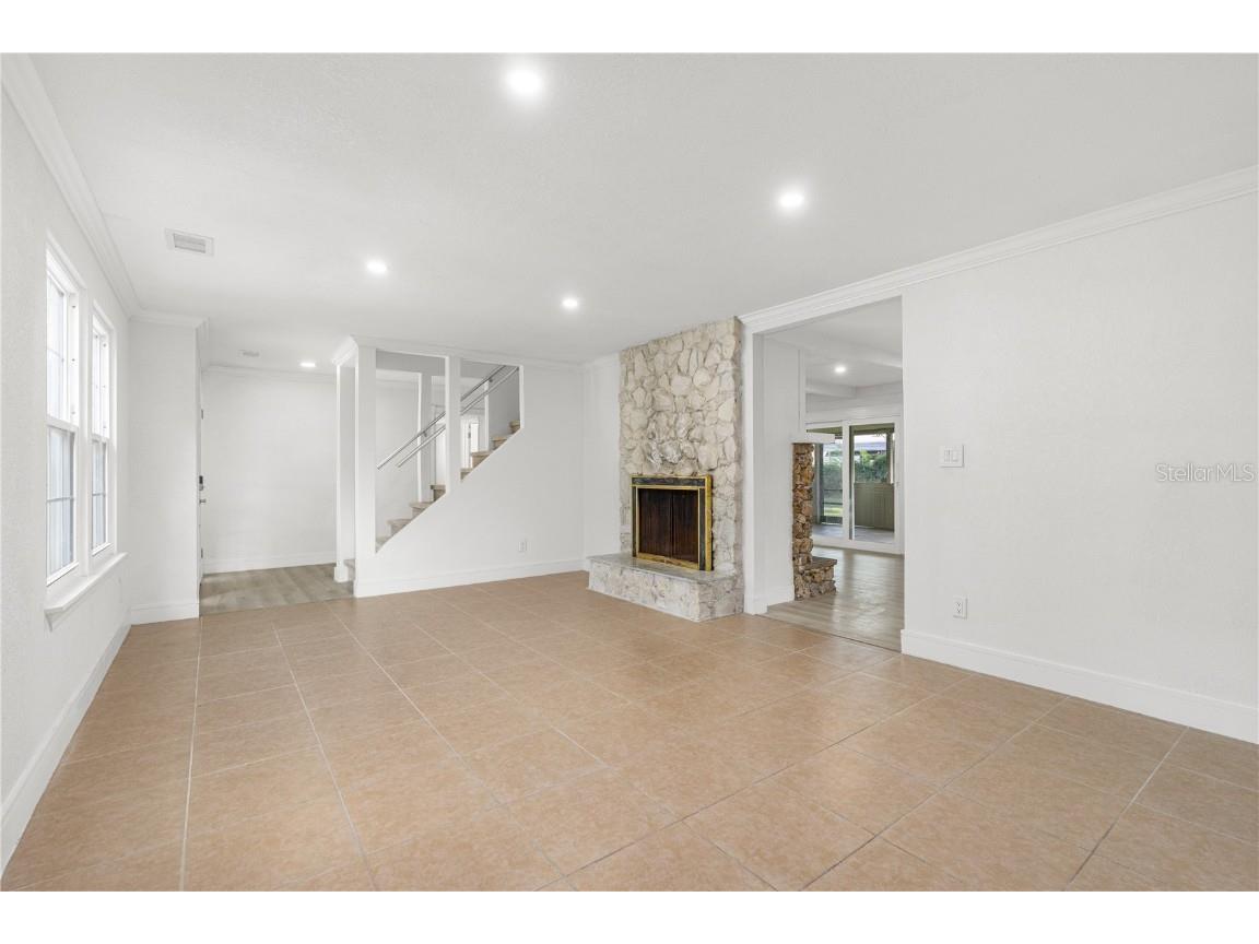 475 E Wisconsin Avenue Orange City FL 32763 FC311394 image8