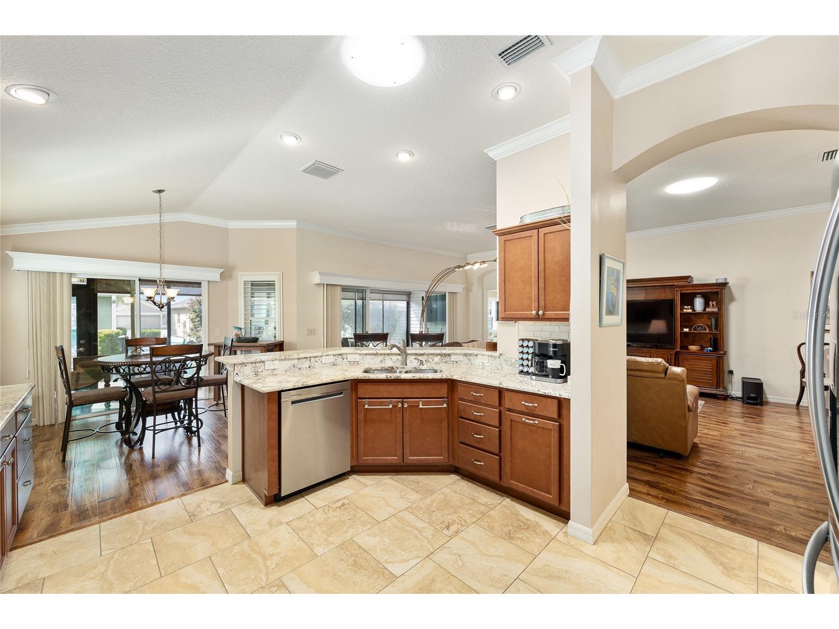 475 Island House Path The Villages FL 32163 G5111825 image18