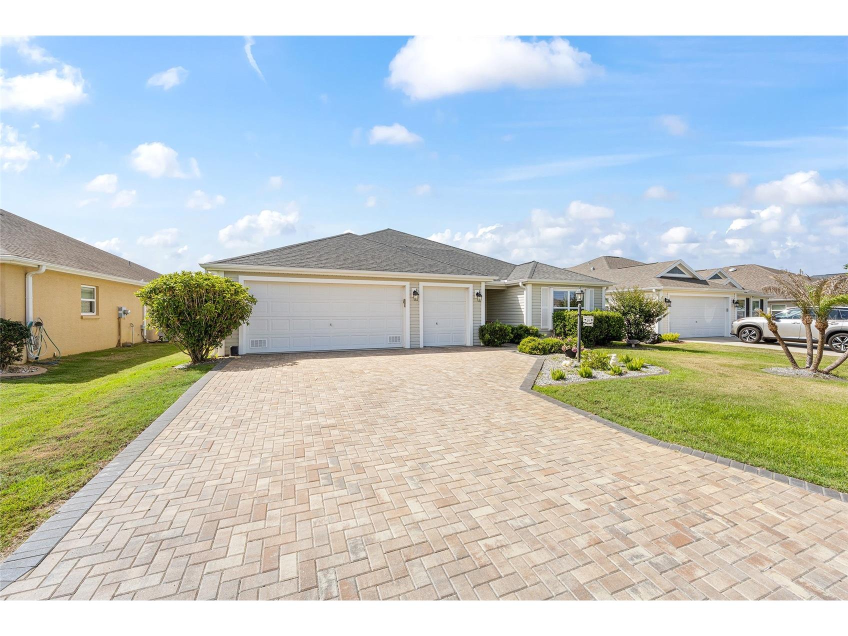 475 Island House Path The Villages FL 32163 G5111825 image2