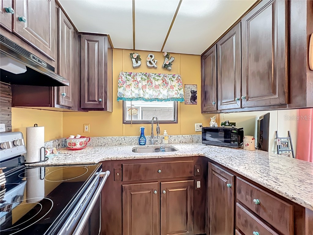 475 Pine Loop Frostproof FL 33843 TB8362554 image23