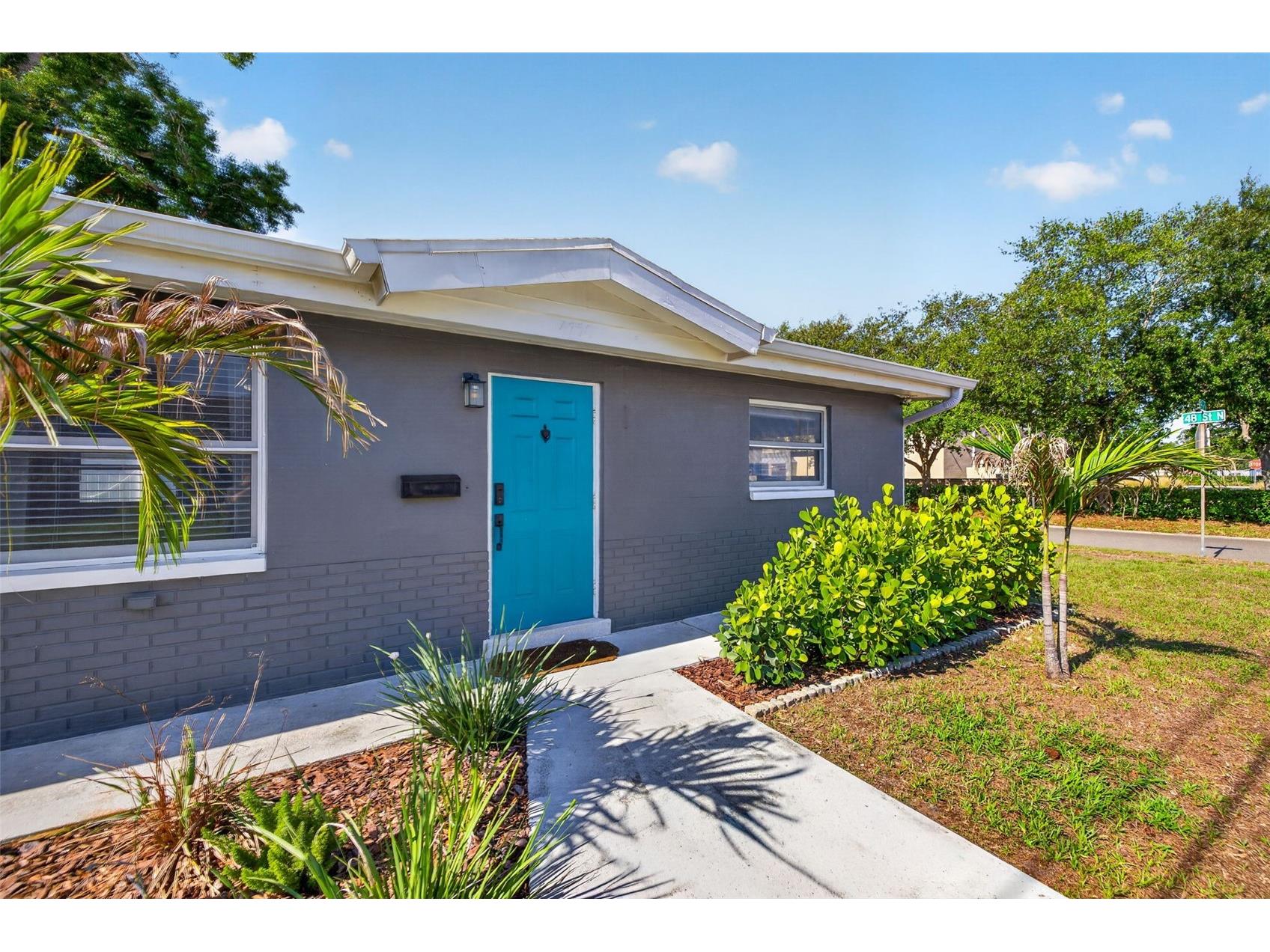 4750 39th Avenue N Saint Petersburg FL 33714 TB8512391 image5