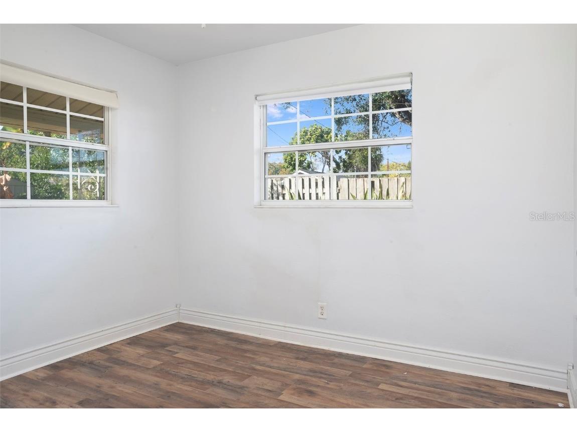 4750 68th Street N Saint Petersburg FL 33709 TB8452332 image19