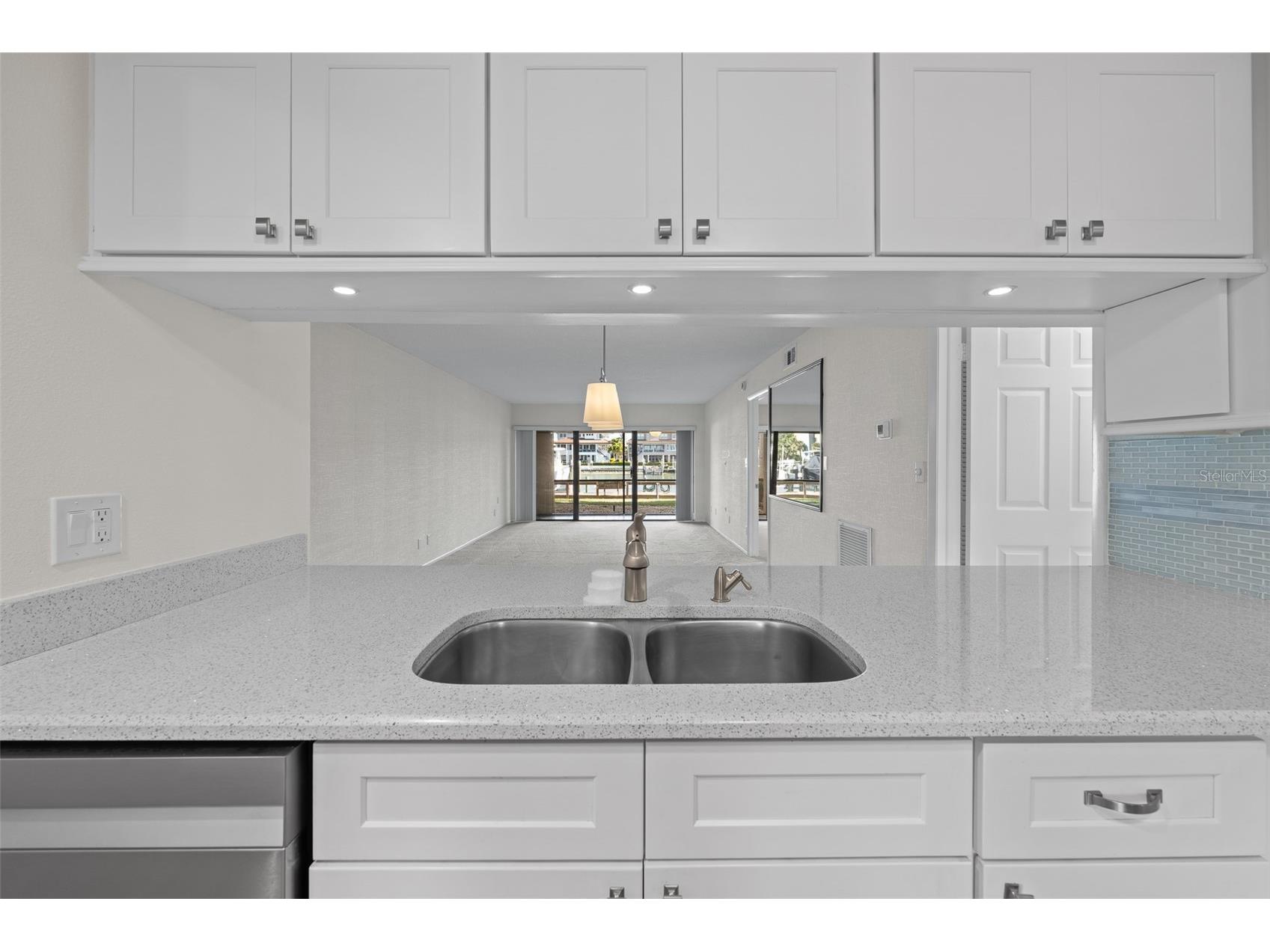 4750 Brittany Drive S #26 Saint Petersburg FL 33715 TB8471281 image6