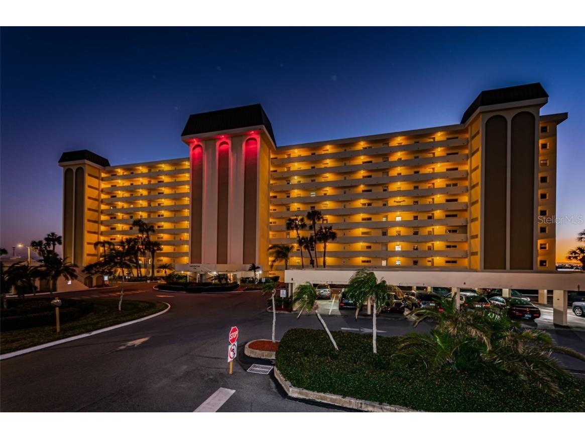 4750 Cove Circle #1001 Saint Petersburg FL 33708 - BOCA CIEGA BAY TB8391743 image1