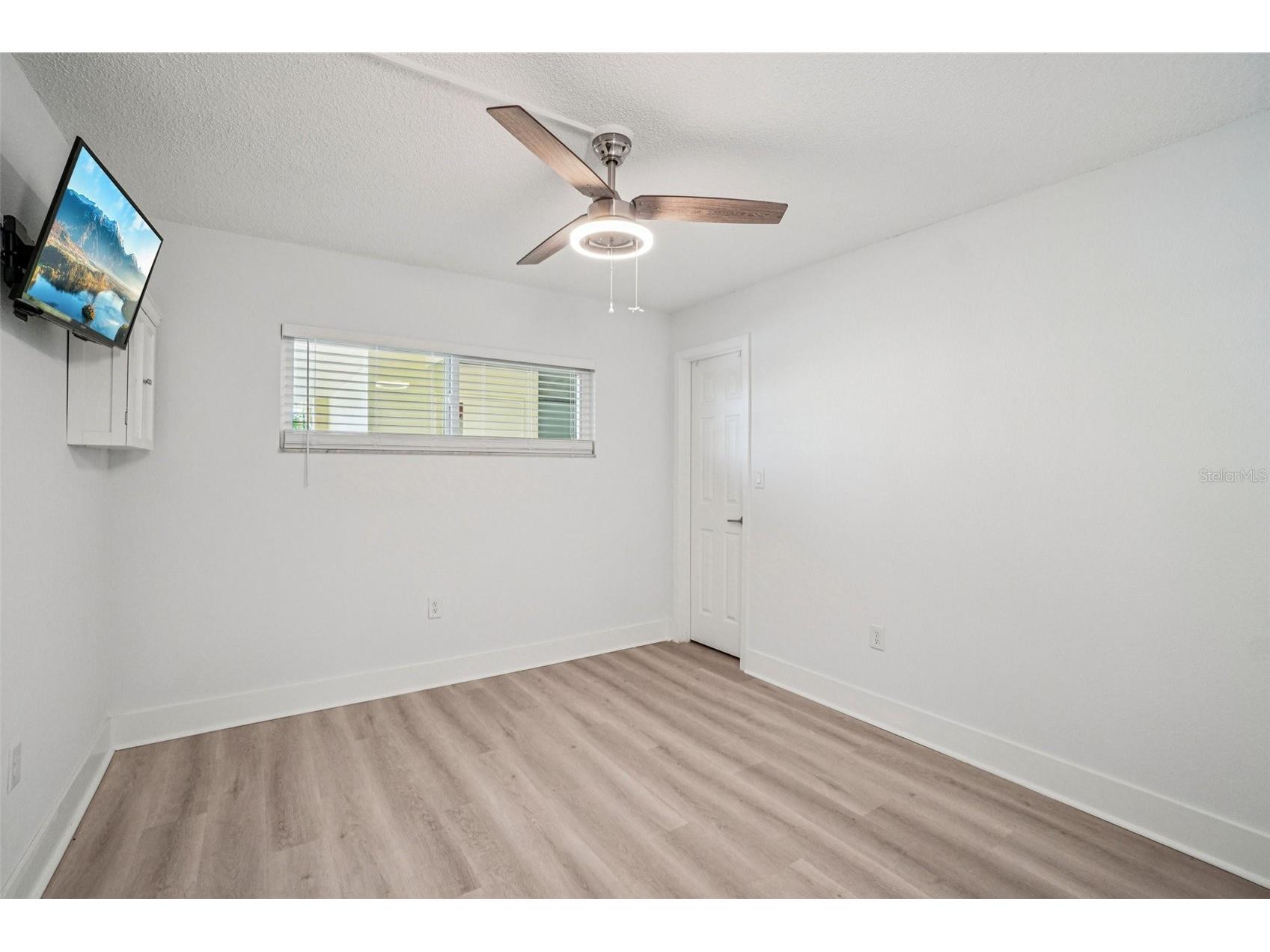 4750 Cove Circle #107 Saint Petersburg FL 33708 TB8491473 image11