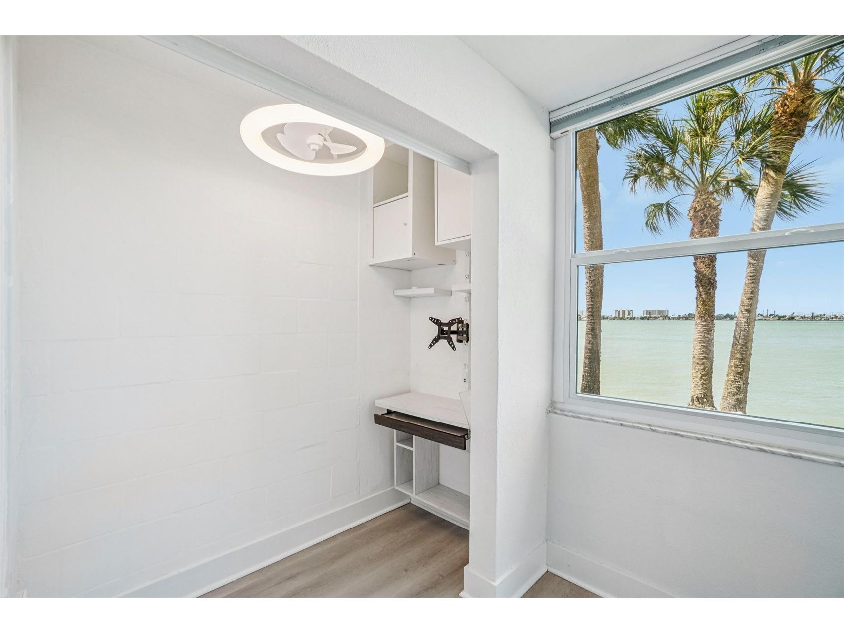 4750 Cove Circle #107 Saint Petersburg FL 33708 TB8491473 image20