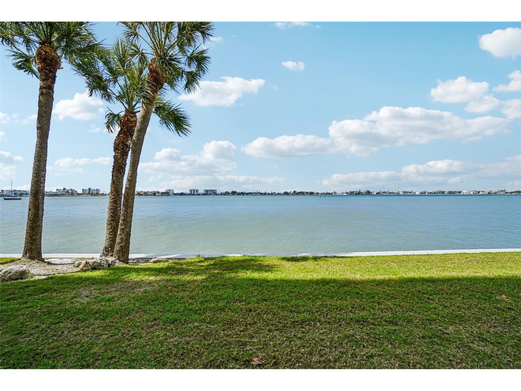 4750 Cove Circle #107 Saint Petersburg FL 33708 TB8491473 image23