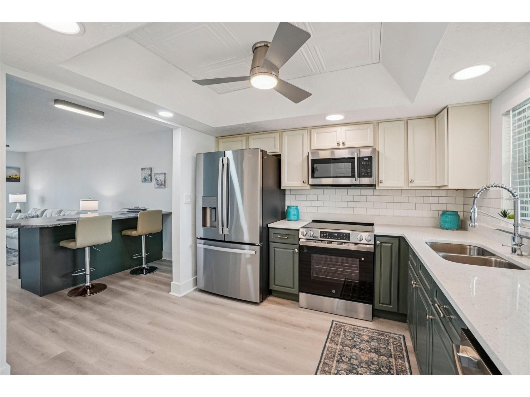 4750 Cove Circle #107 Saint Petersburg FL 33708 TB8491473 image6