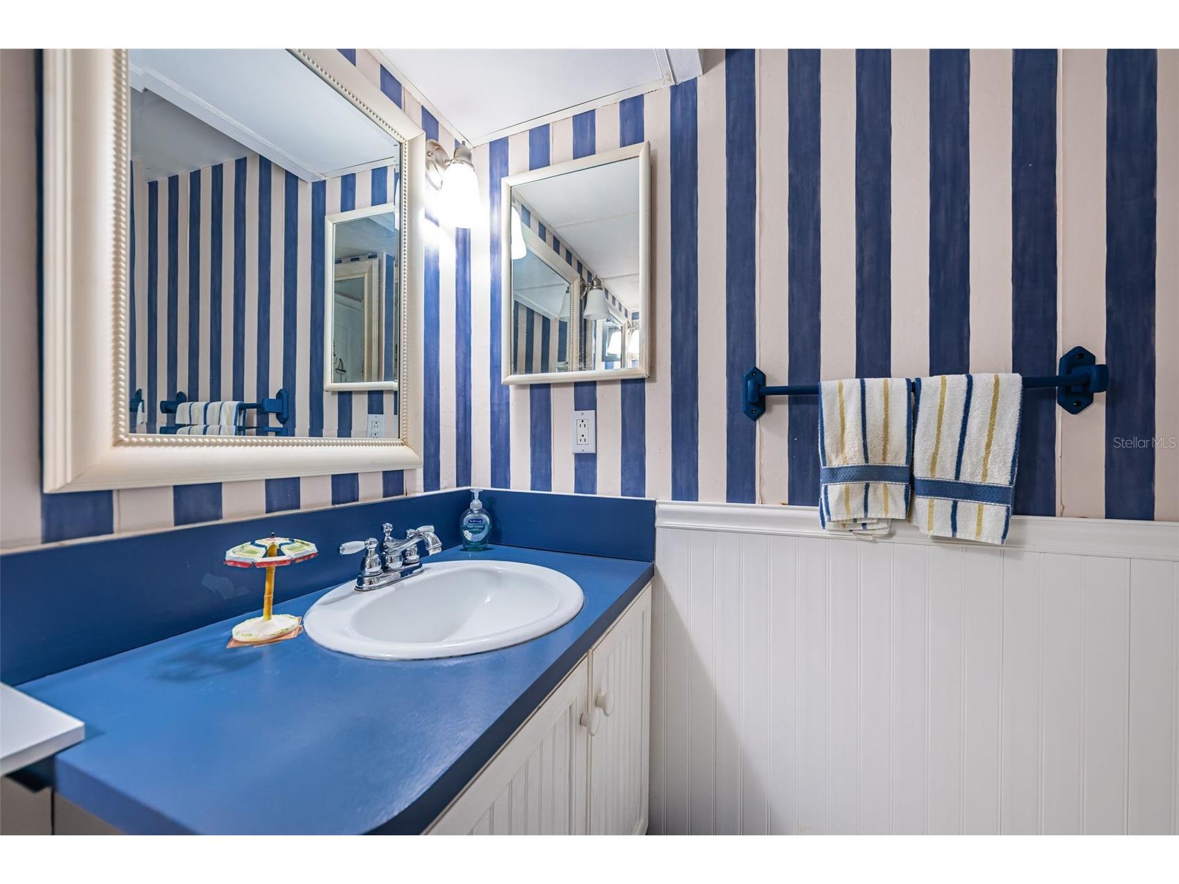 4750 Cove Circle #303 Saint Petersburg FL 33708 - BOCA CEIGA BAY TB8503442 image33