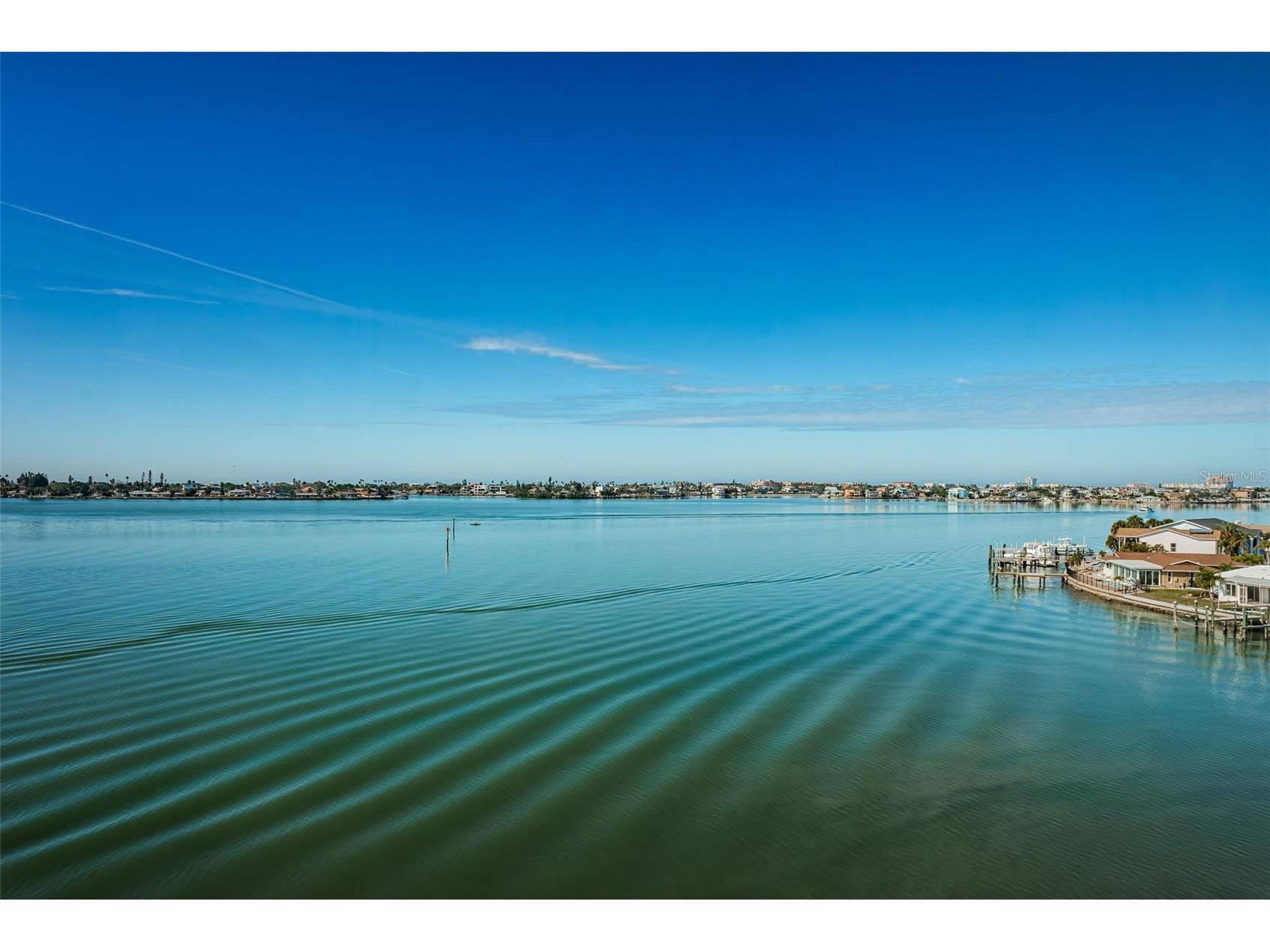 4750 Cove Circle #605 Saint Petersburg FL 33708 - BOCA CIEGA BAY TB8462376 image3