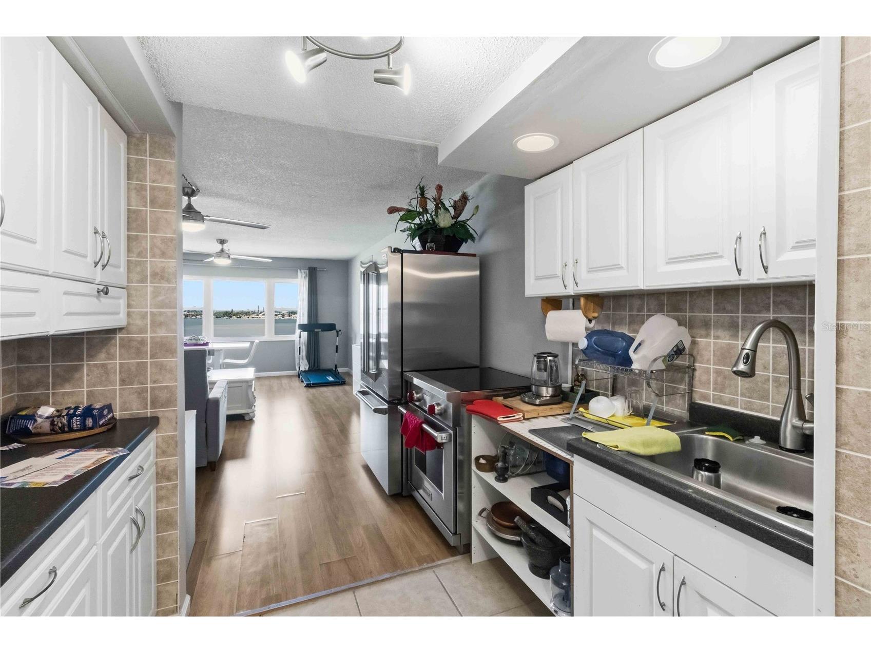 4750 Cove Circle #706 Saint Petersburg FL 33708 D6147569 image11