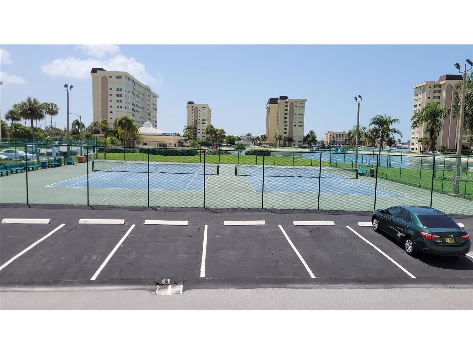 4750 Cove Circle #706 Saint Petersburg FL 33708 D6147569 image23
