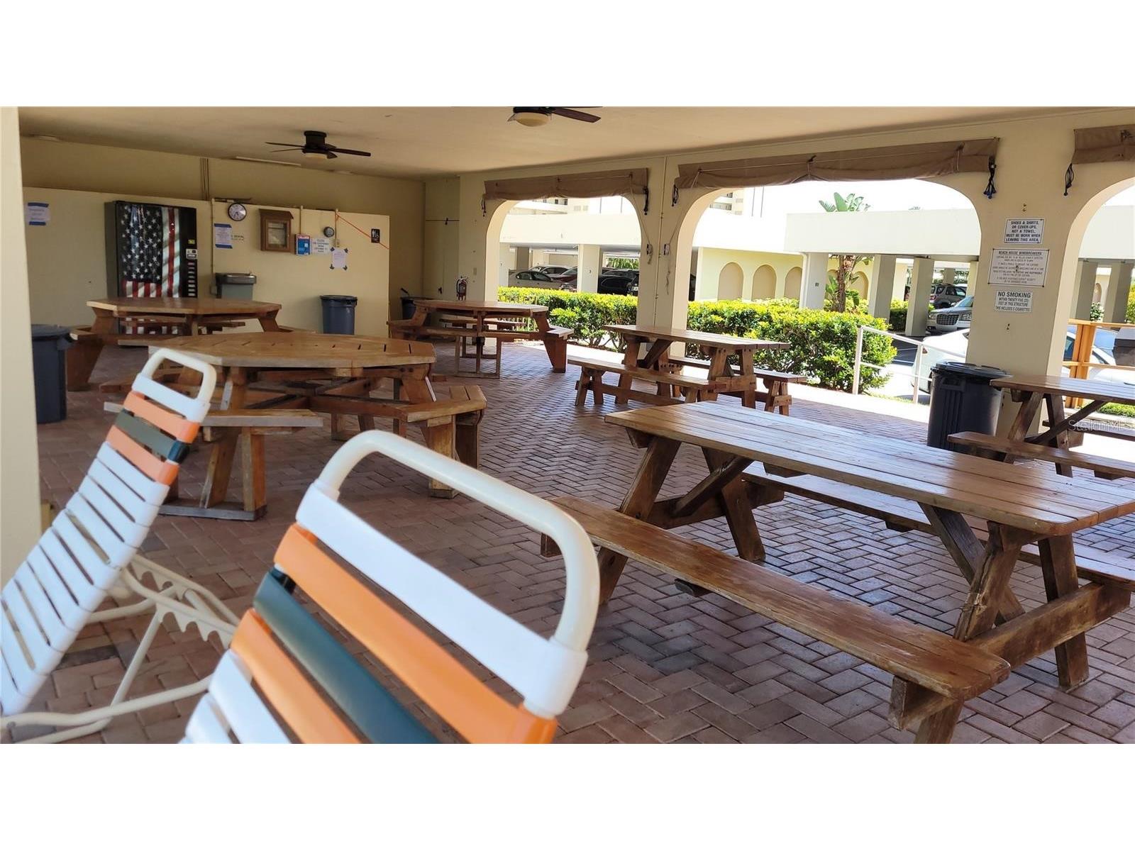 4750 Cove Circle #706 Saint Petersburg FL 33708 D6147569 image24