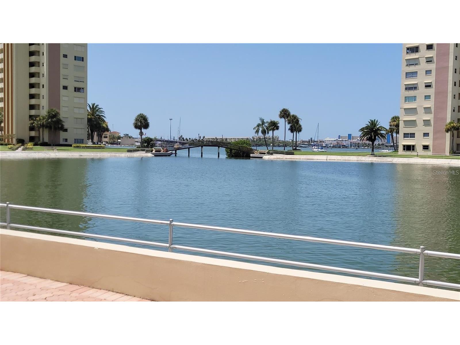 4750 Cove Circle #706 Saint Petersburg FL 33708 D6147569 image29