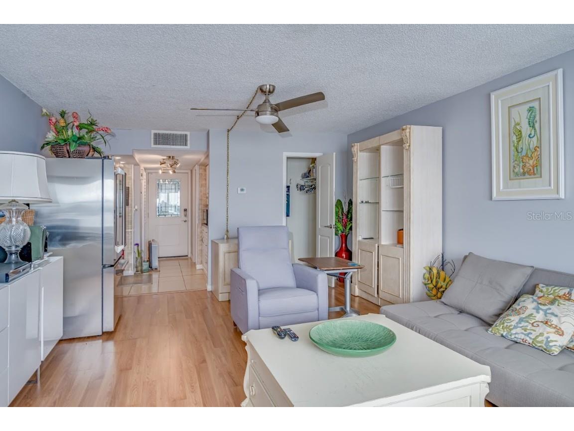 4750 Cove Circle #706 Saint Petersburg FL 33708 TB8358962 image6