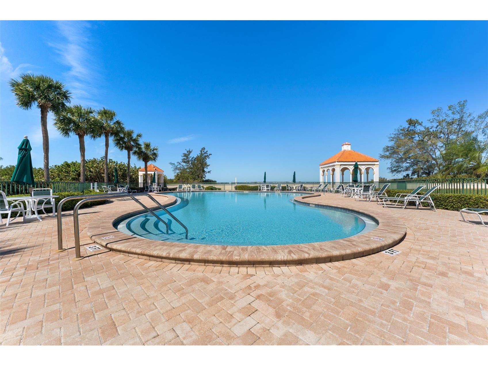 4750 Dolphin Cay Lane S #209 Saint Petersburg FL 33711 TB8436412 image27