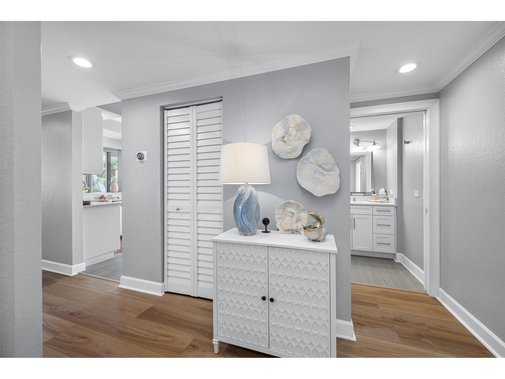 4750 Dolphin Cay Lane S #509 Saint Petersburg FL 33711 TB8479861 image17