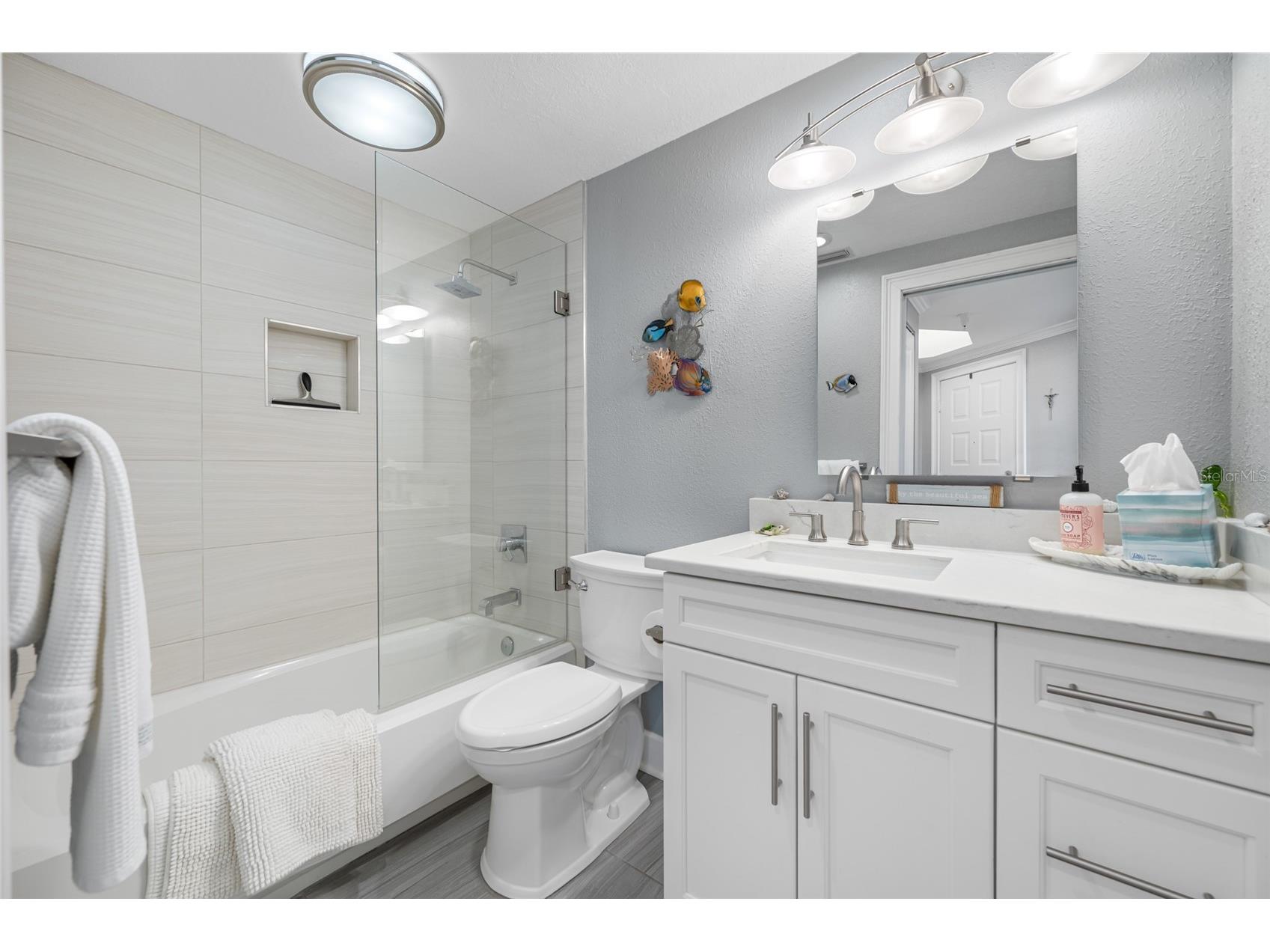 4750 Dolphin Cay Lane S #509 Saint Petersburg FL 33711 TB8479861 image18