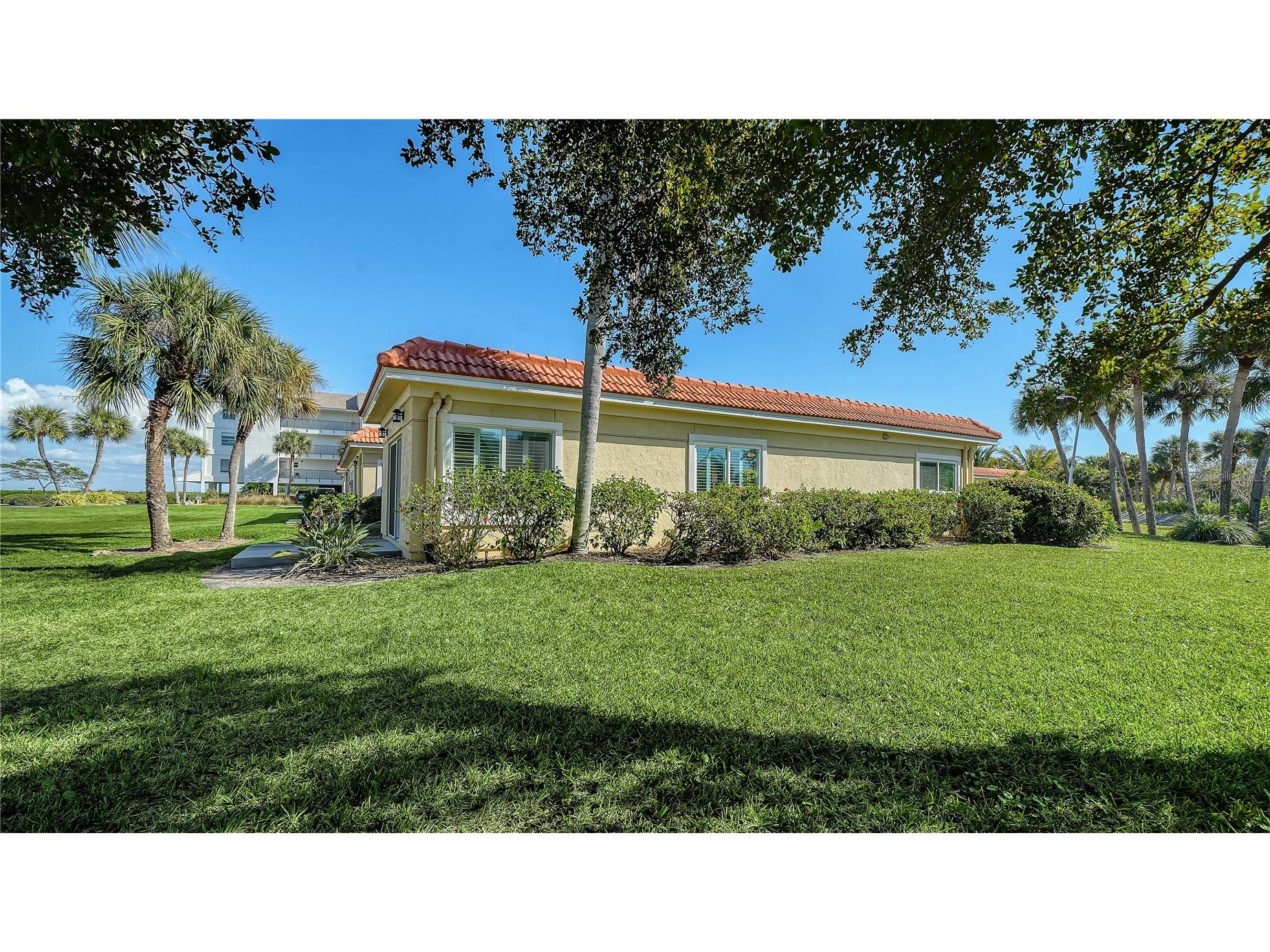 4750 Gulf Of Mexico Drive #VILLA 8 Longboat Key FL 34228 - SARASOTA BAY ICW A4679944 image31