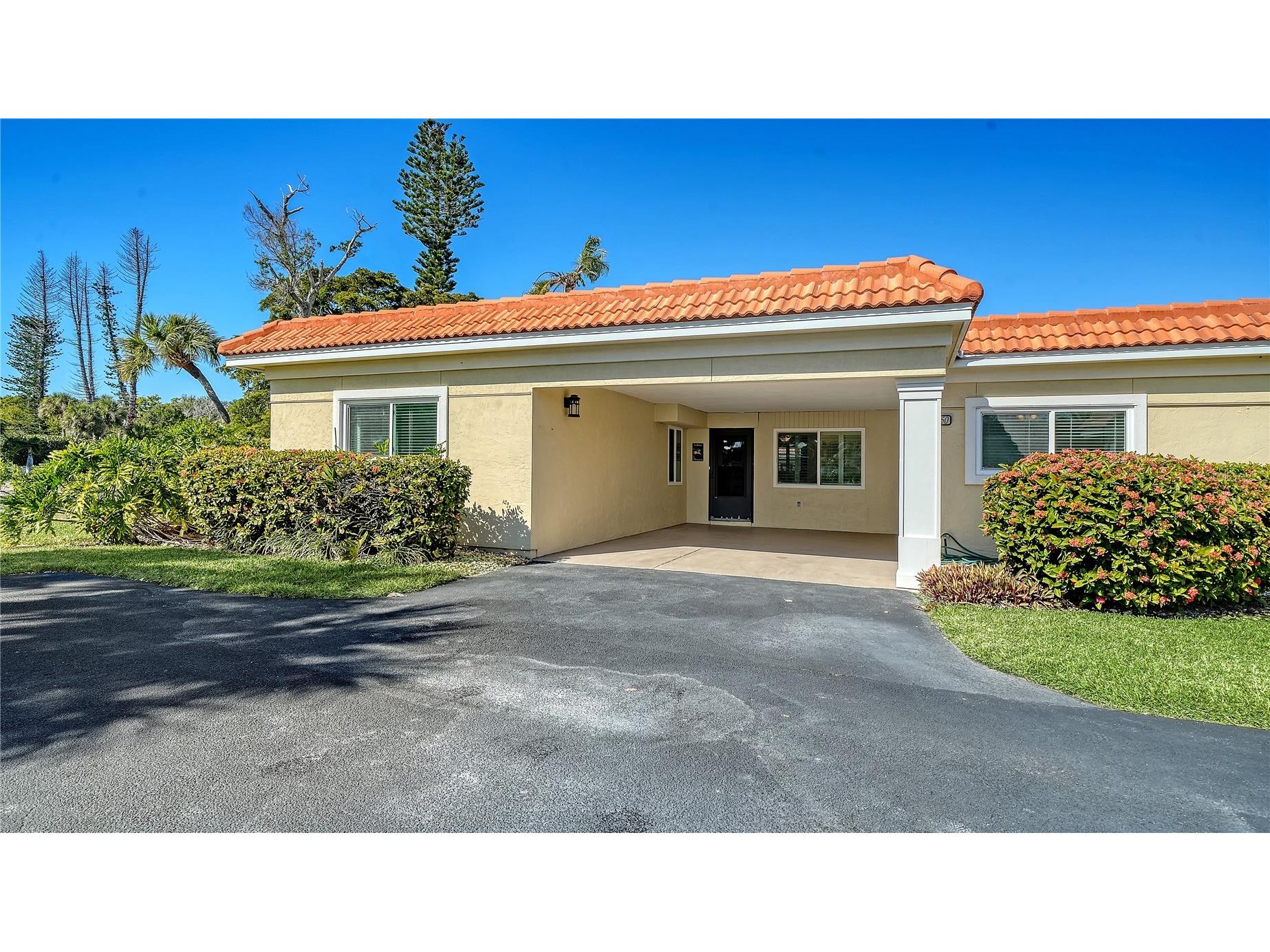 4750 Gulf Of Mexico Drive #VILLA 8 Longboat Key FL 34228 - SARASOTA BAY ICW A4679944 image4