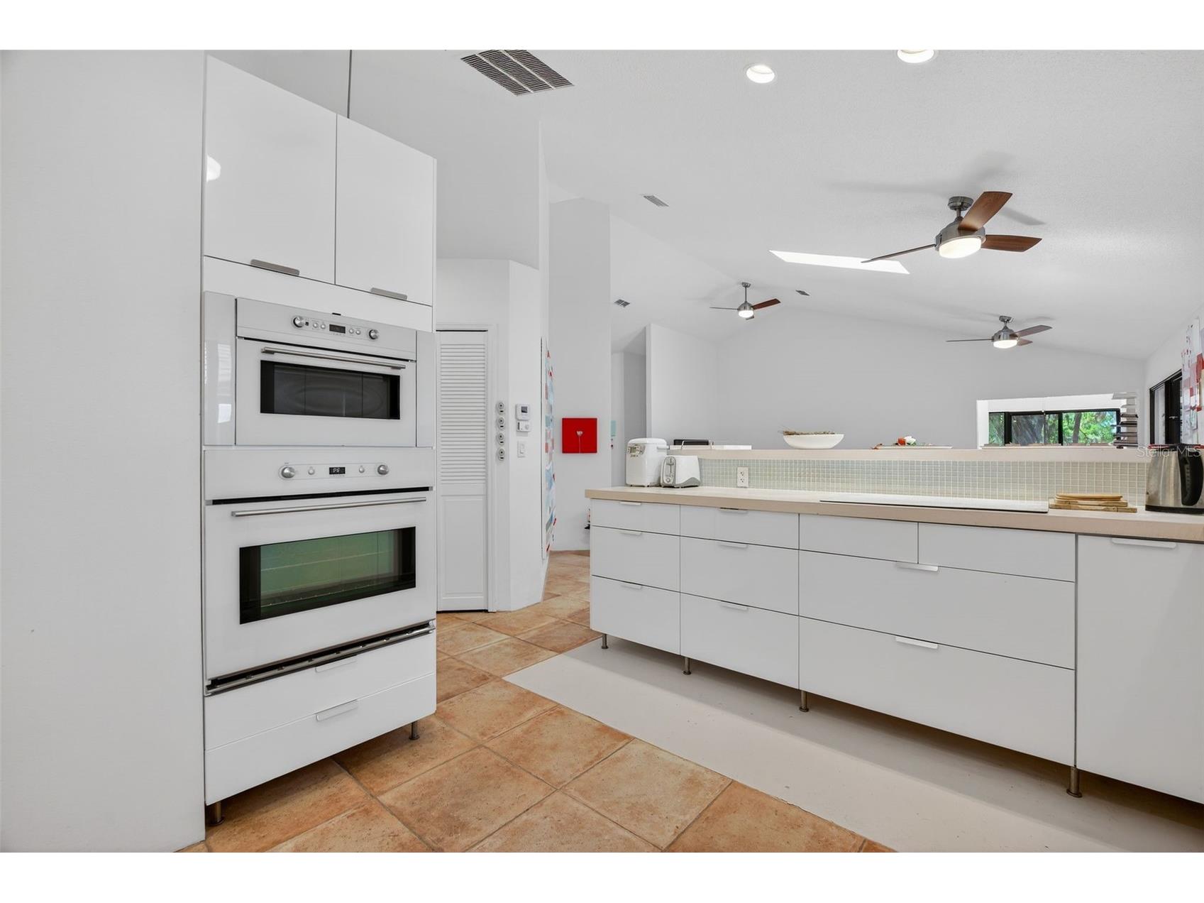 4750 Tivoli Avenue Sarasota FL 34235 A4687861 image14