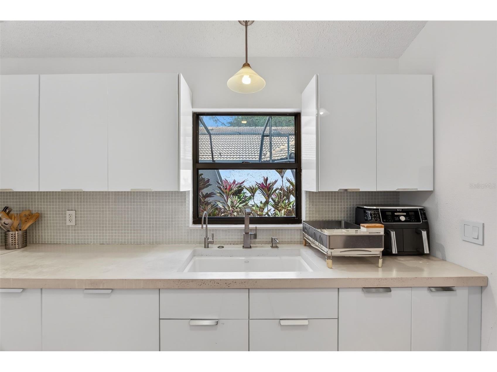 4750 Tivoli Avenue Sarasota FL 34235 A4687861 image17