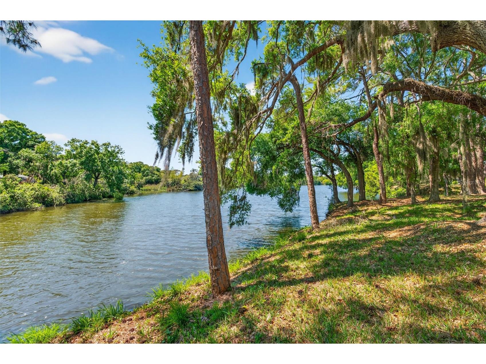 4750 Tivoli Avenue Sarasota FL 34235 A4687861 image50