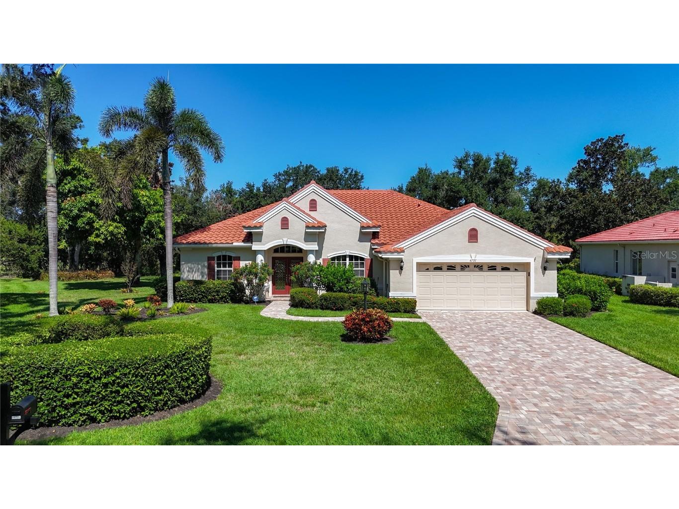 4751 Carrington Circle Sarasota FL 34243 A4662604 image1