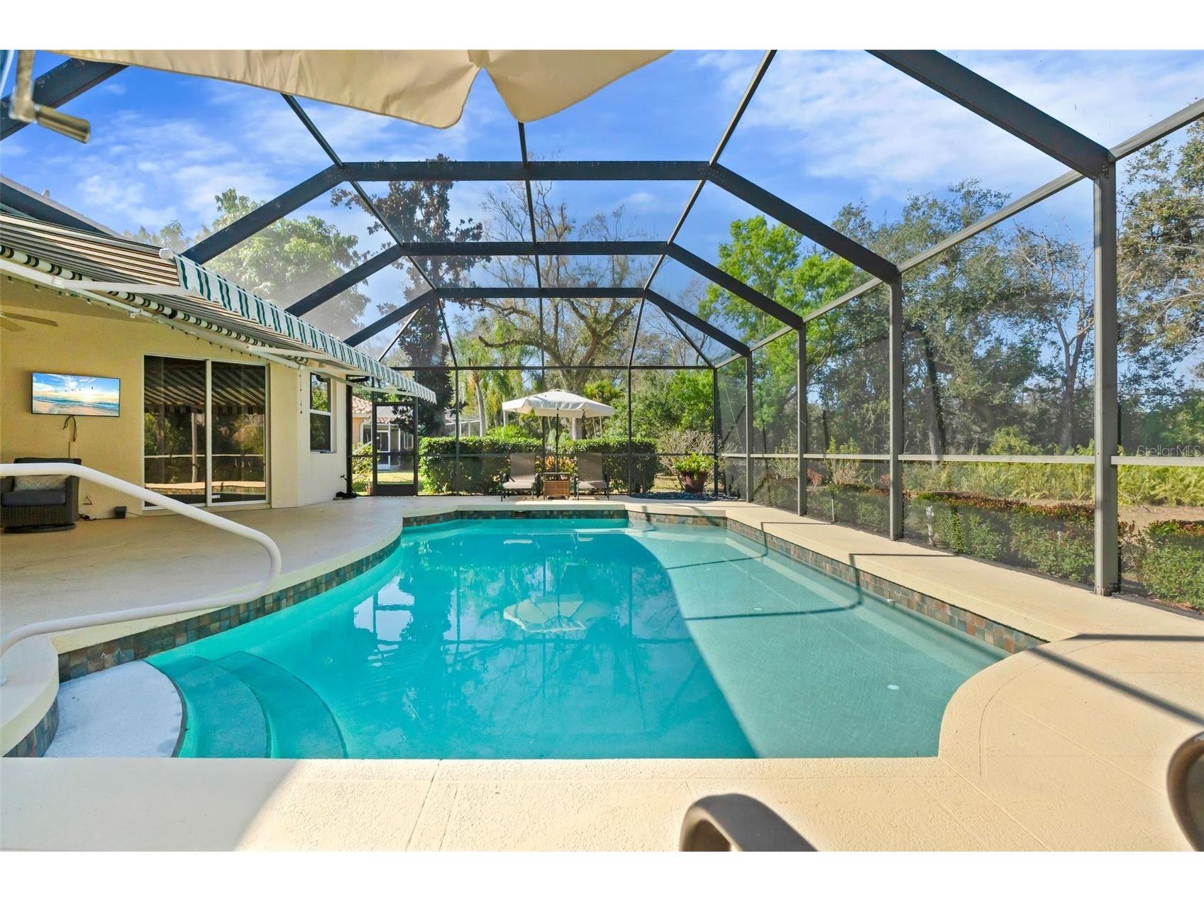 4751 Carrington Circle Sarasota FL 34243 A4683772 image23